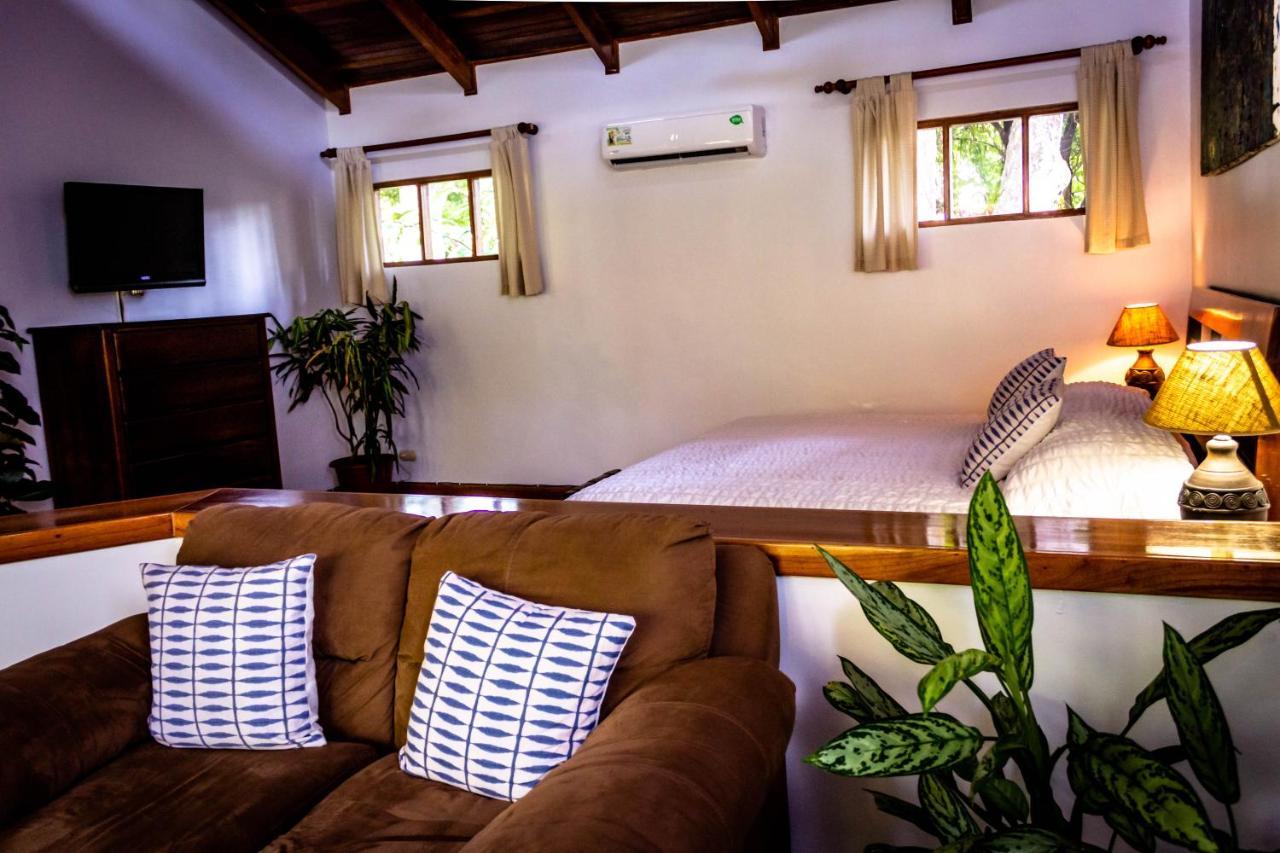 Jaco Hotel Docelunas Ngoại thất bức ảnh