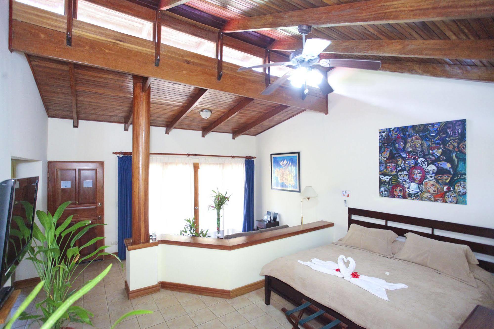 Jaco Hotel Docelunas Ngoại thất bức ảnh