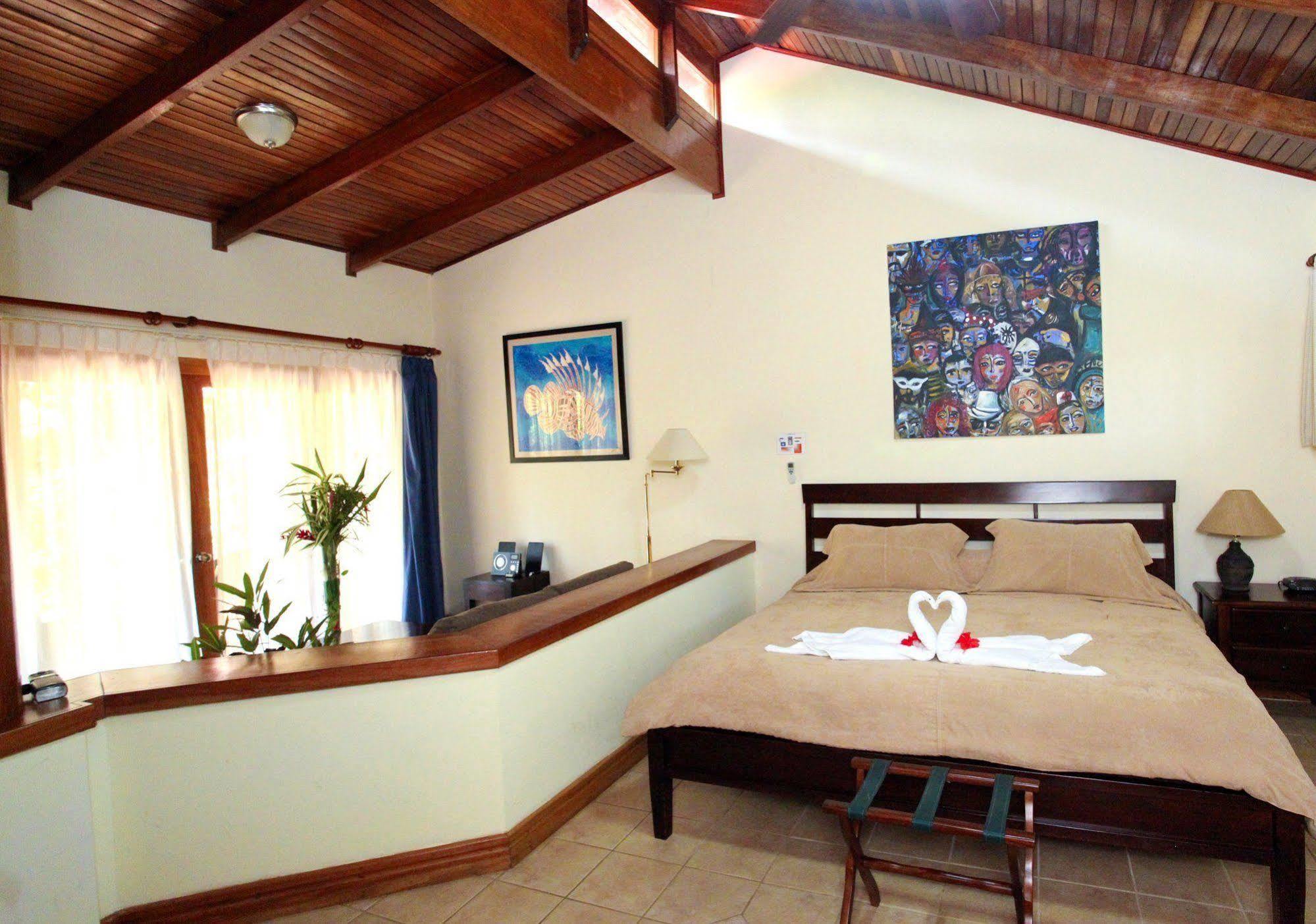 Jaco Hotel Docelunas Ngoại thất bức ảnh